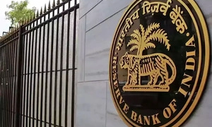 RBI imposes Rs 1.76 crore penalty on Vakrangee for non-compliance with regulations