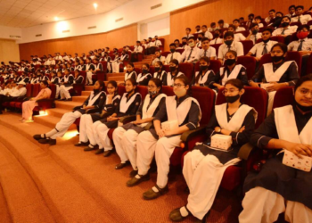 Pariksha Pe Charcha 2023: Union Education Minister invites students, teacher, parents to participate in PPC 2023