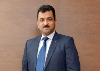 Bridging the digital divide : Innovations in microfinance technology in rural India